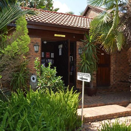 Aero Guest Lodge Kempton Park Ngoại thất bức ảnh