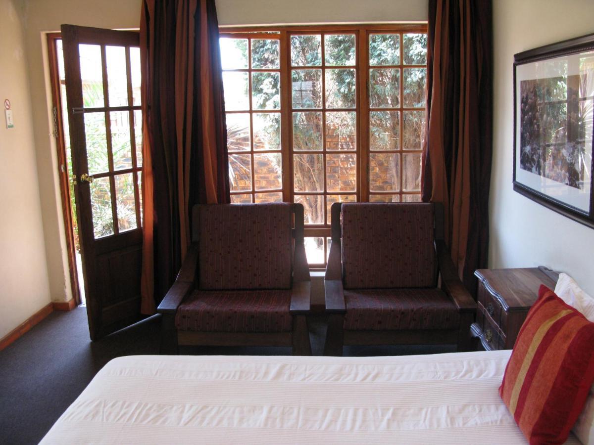 Aero Guest Lodge Kempton Park Ngoại thất bức ảnh