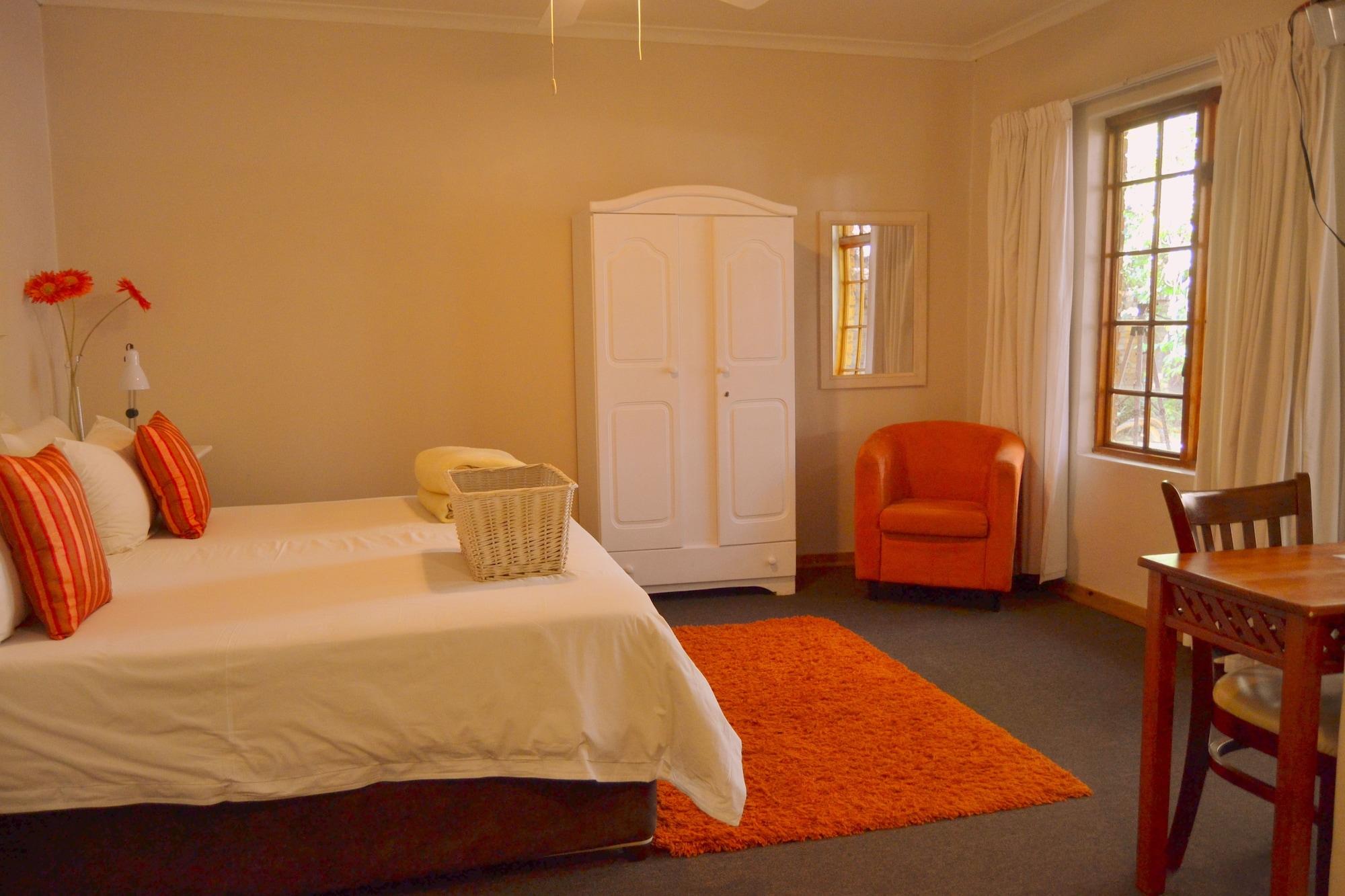 Aero Guest Lodge Kempton Park Ngoại thất bức ảnh