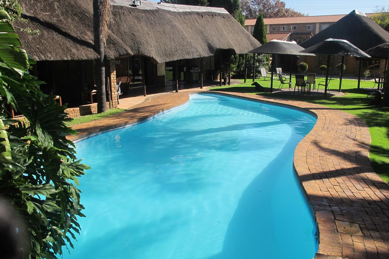 Aero Guest Lodge Kempton Park Ngoại thất bức ảnh