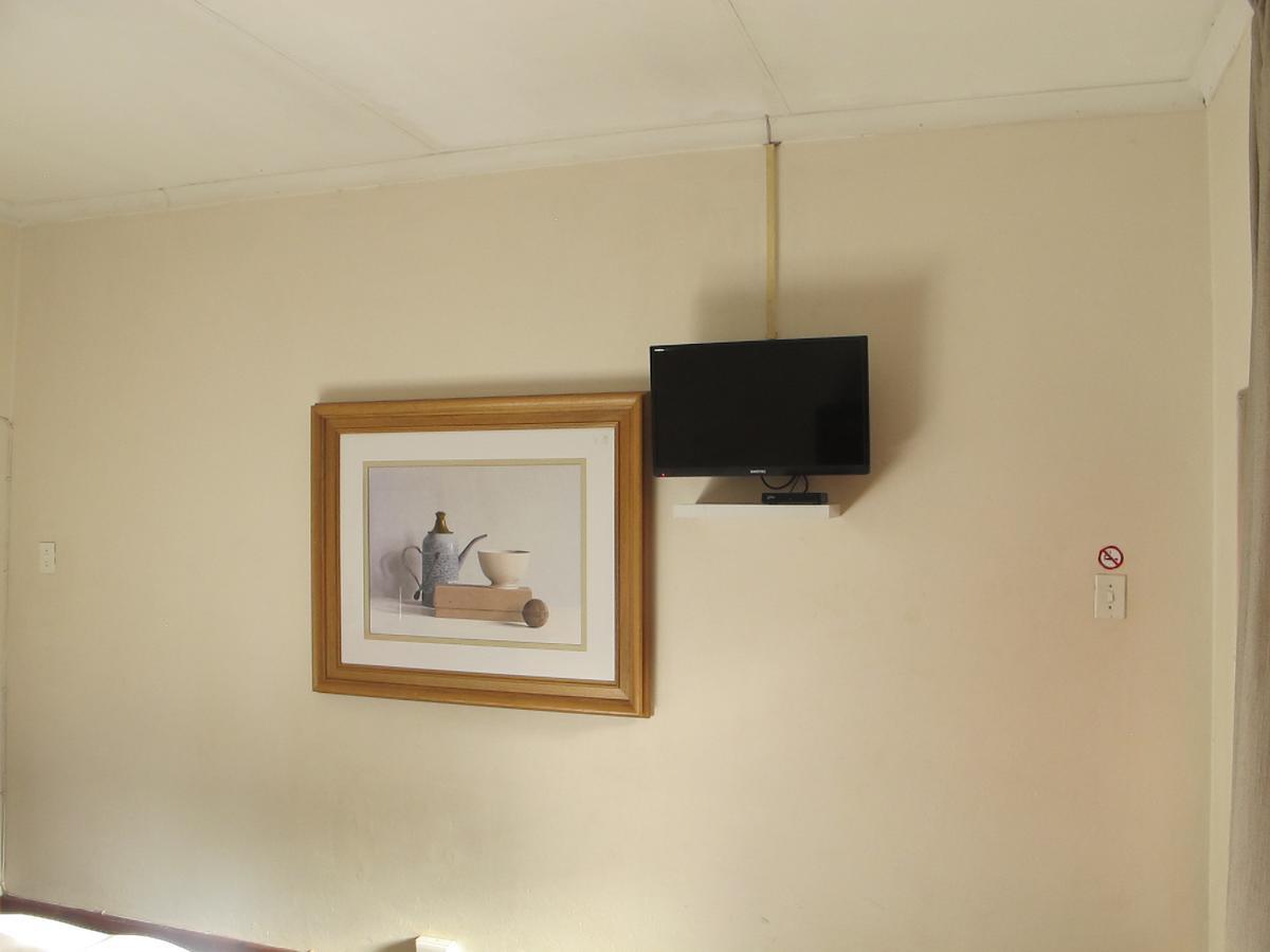 Aero Guest Lodge Kempton Park Ngoại thất bức ảnh
