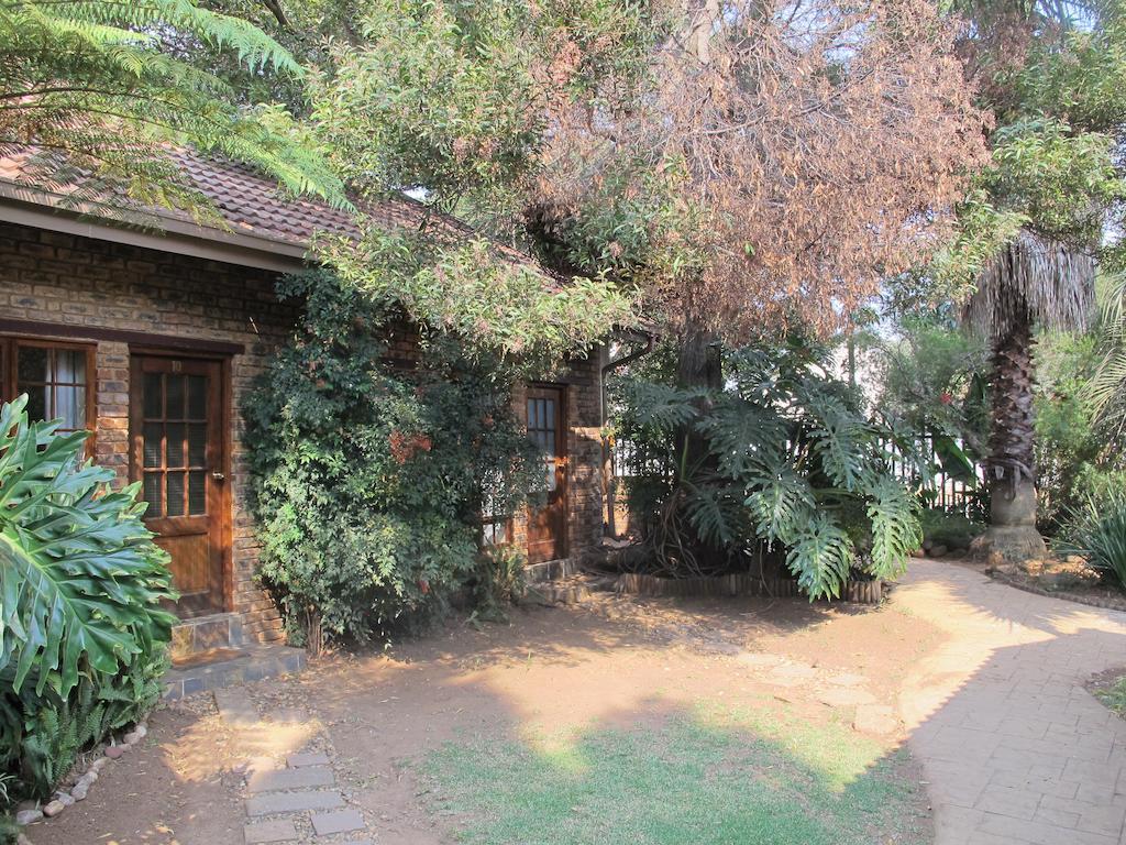 Aero Guest Lodge Kempton Park Ngoại thất bức ảnh