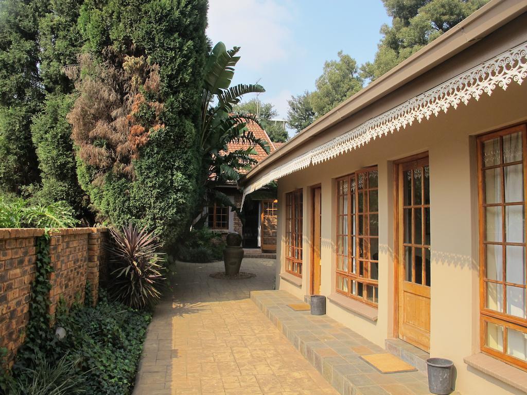 Aero Guest Lodge Kempton Park Ngoại thất bức ảnh